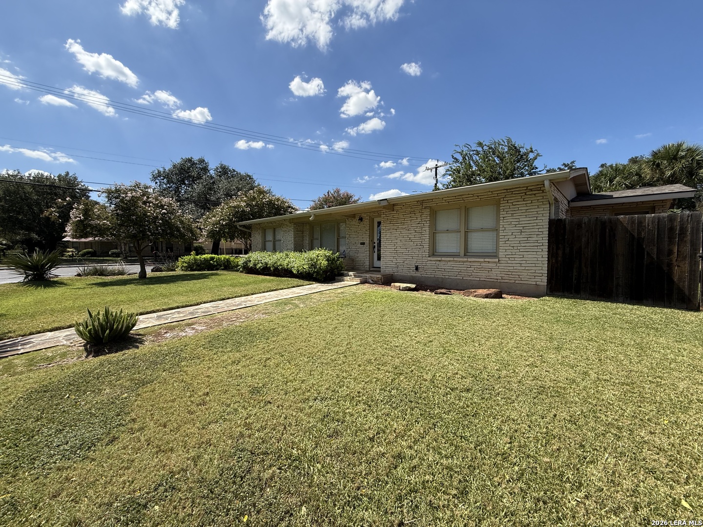 403 E Nottingham Drive San Antonio TX 78209