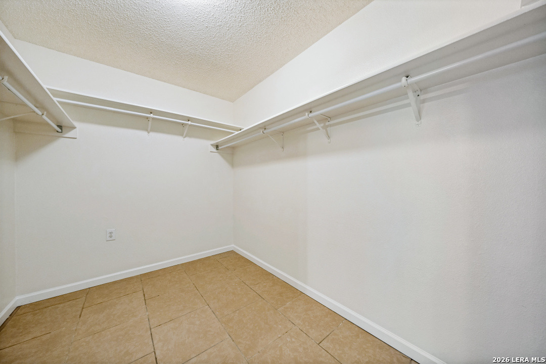 8015 Chestnut Gate Drive Converse TX 78109