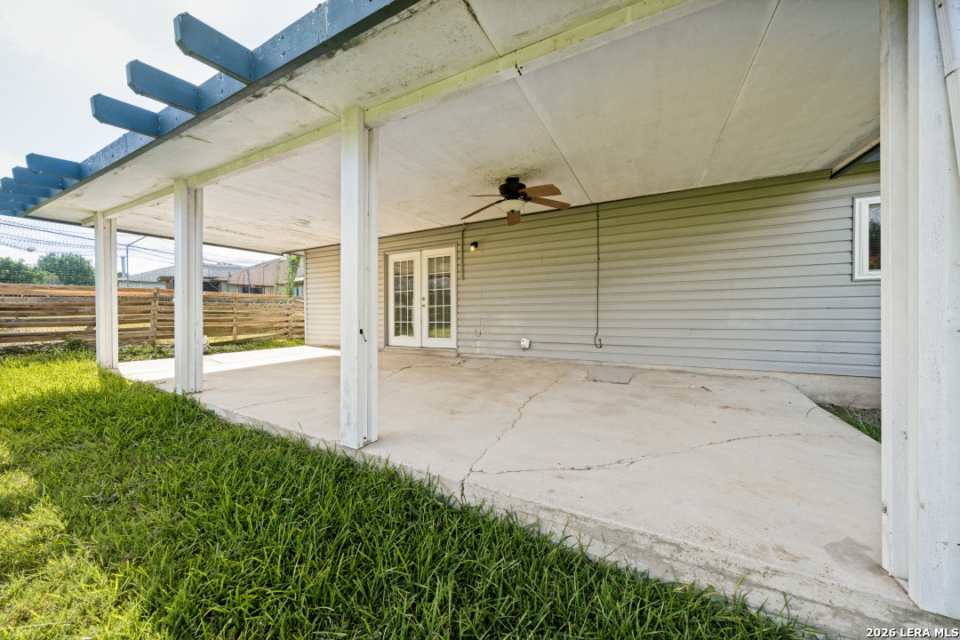 8015 Chestnut Gate Drive Converse TX 78109