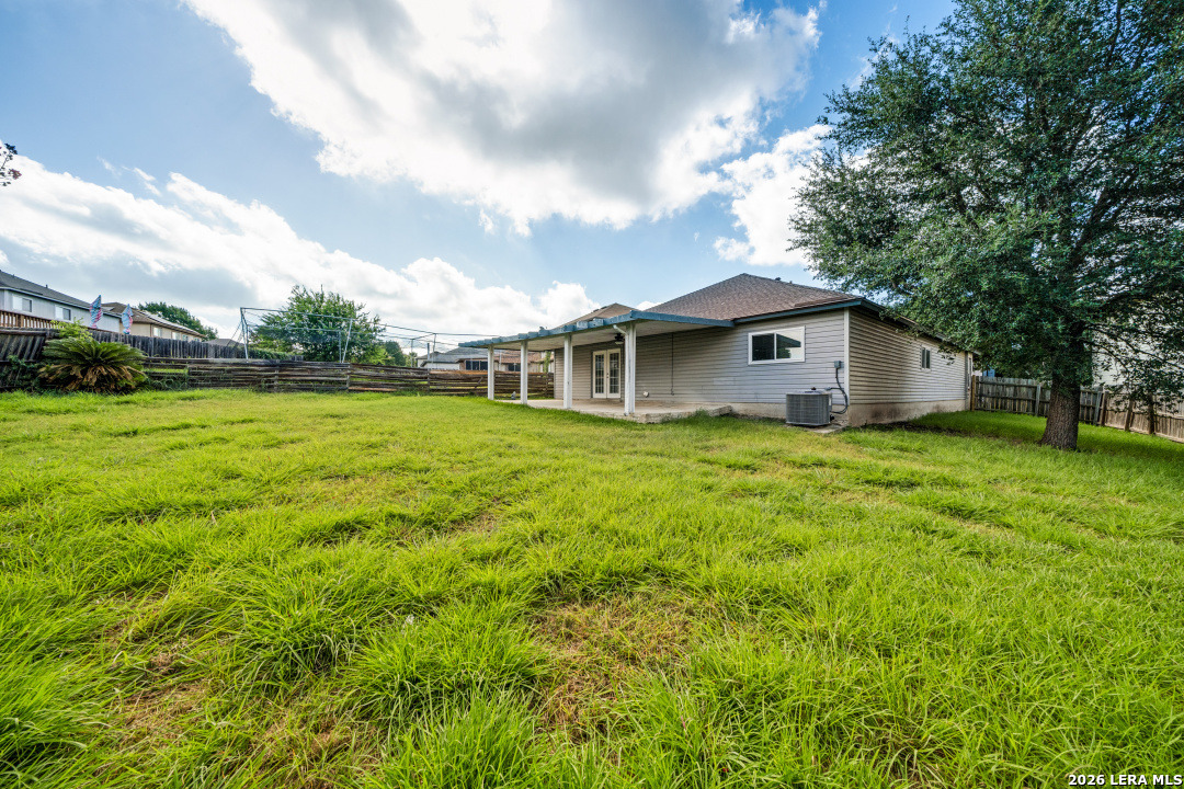 8015 Chestnut Gate Drive Converse TX 78109