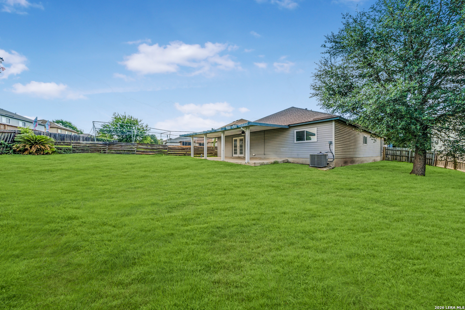 8015 Chestnut Gate Drive Converse TX 78109