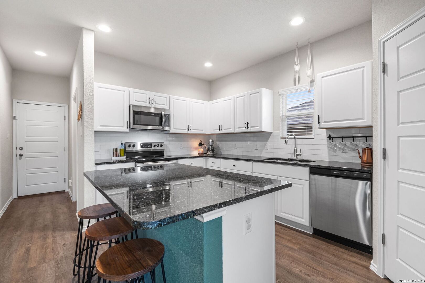 9034 Alvarado Bend San Antonio TX 78245
