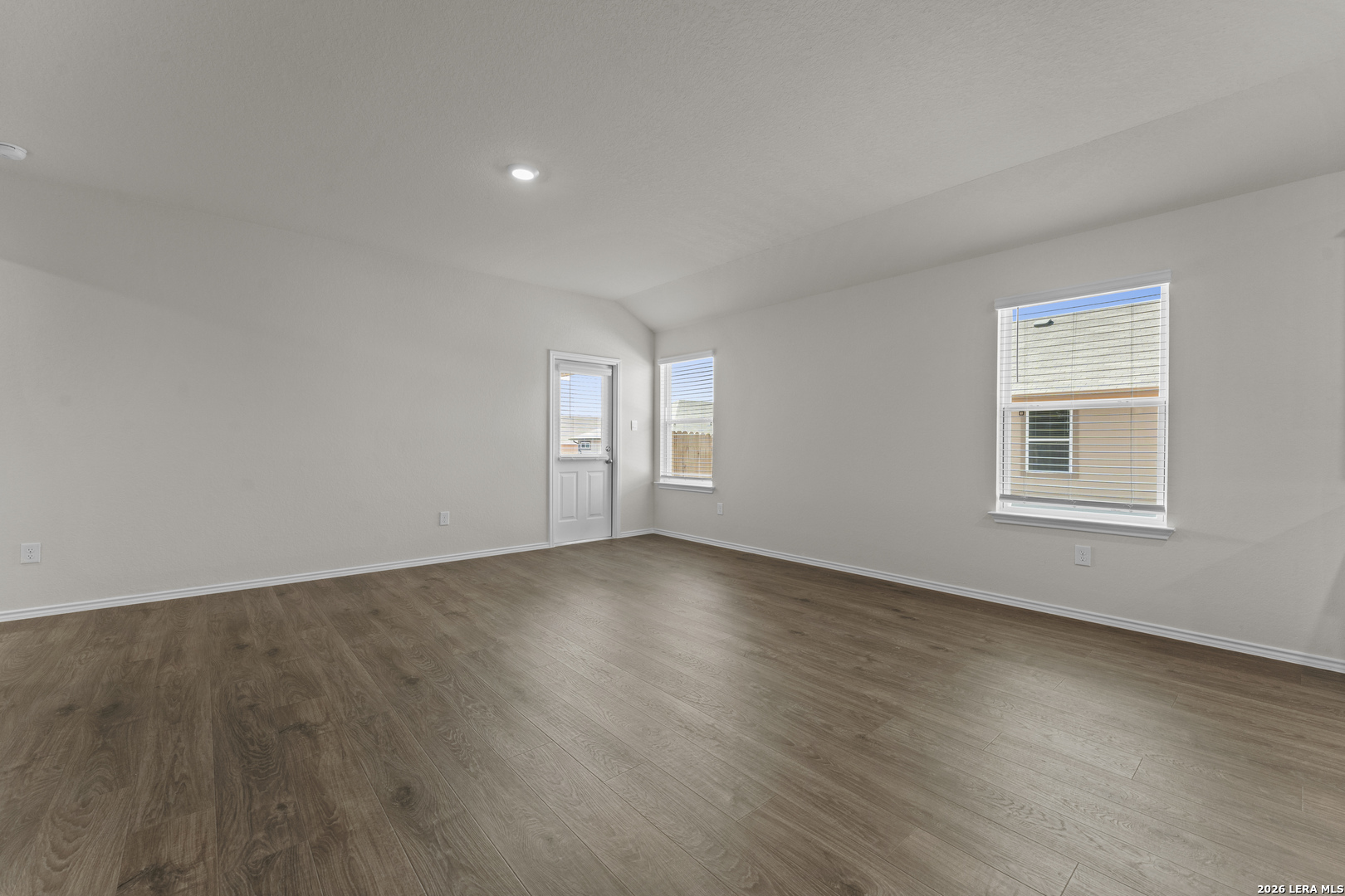 154 Double L Drive Comfort TX 78013