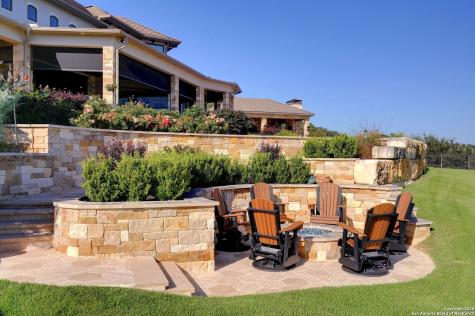 325 River Ridge Spring Branch TX 78070