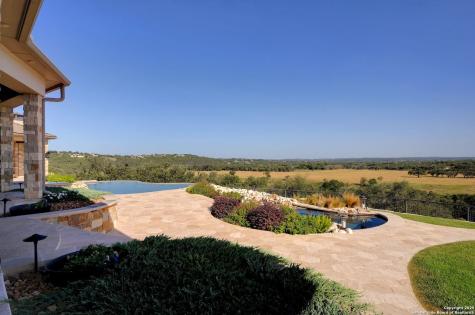 325 River Ridge Spring Branch TX 78070