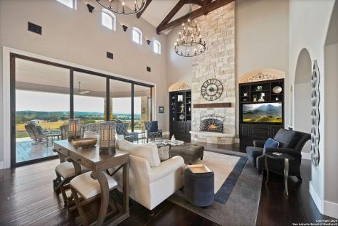 325 River Ridge Spring Branch TX 78070