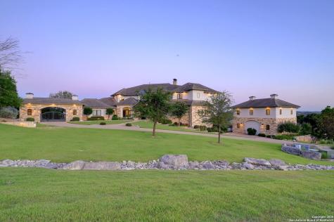 325 River Ridge Spring Branch TX 78070