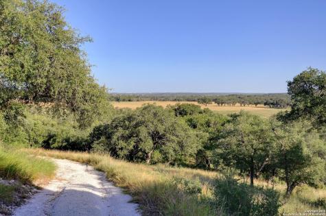 325 River Ridge Spring Branch TX 78070