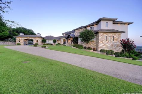 325 River Ridge Spring Branch TX 78070