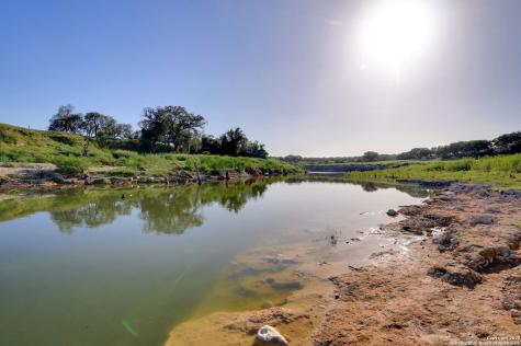 325 River Ridge Spring Branch TX 78070