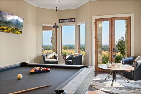 325 River Ridge Spring Branch TX 78070