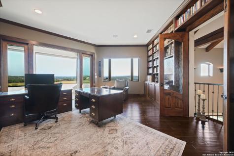 325 River Ridge Spring Branch TX 78070