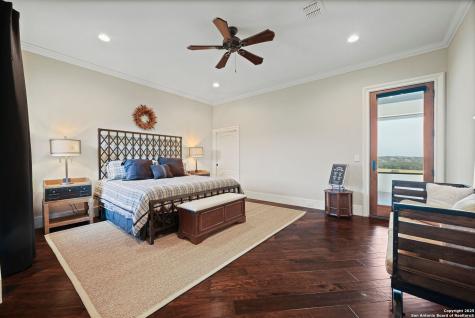 325 River Ridge Spring Branch TX 78070