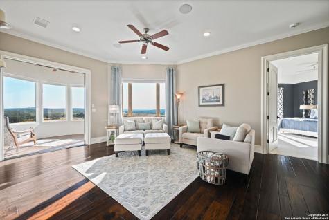 325 River Ridge Spring Branch TX 78070