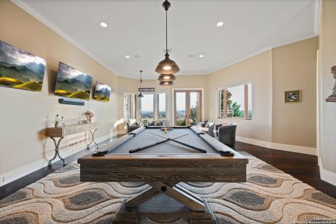 325 River Ridge Spring Branch TX 78070