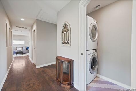 325 River Ridge Spring Branch TX 78070