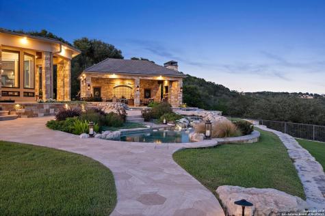 325 River Ridge Spring Branch TX 78070