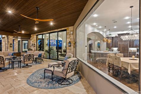 325 River Ridge Spring Branch TX 78070