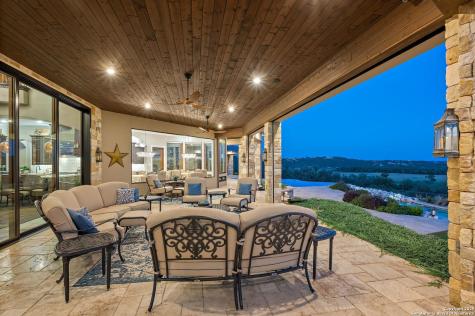325 River Ridge Spring Branch TX 78070