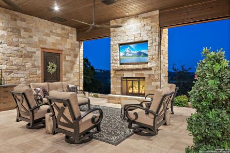 325 River Ridge Spring Branch TX 78070