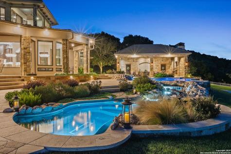 325 River Ridge Spring Branch TX 78070