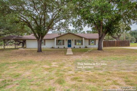 103 Deer Run Street Pleasanton TX 78064