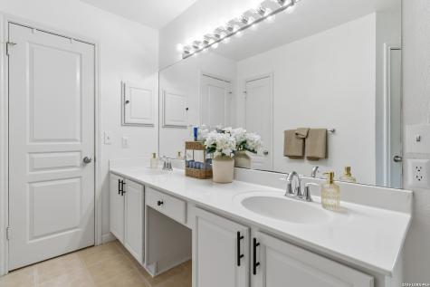 24830 Twin Arrows San Antonio TX 78258
