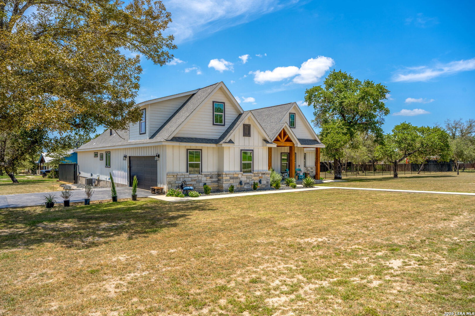 240 Eaglerock Poteet TX 78065
