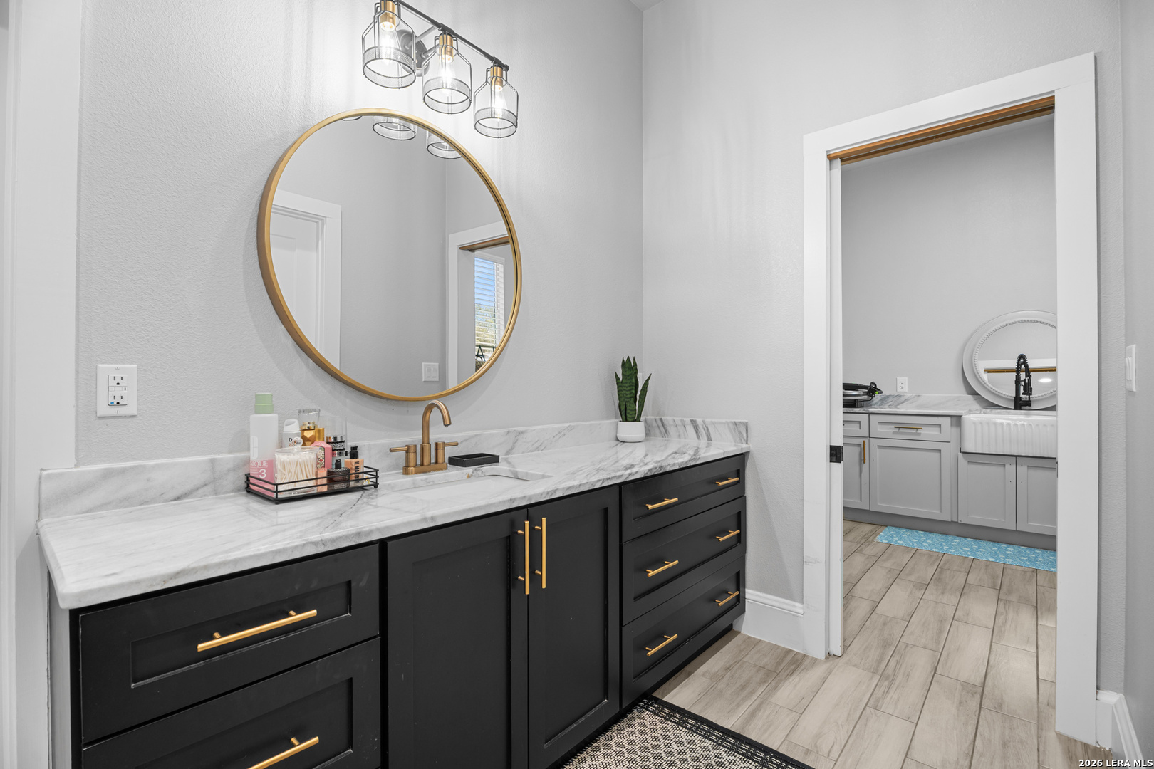 240 Eaglerock Poteet TX 78065