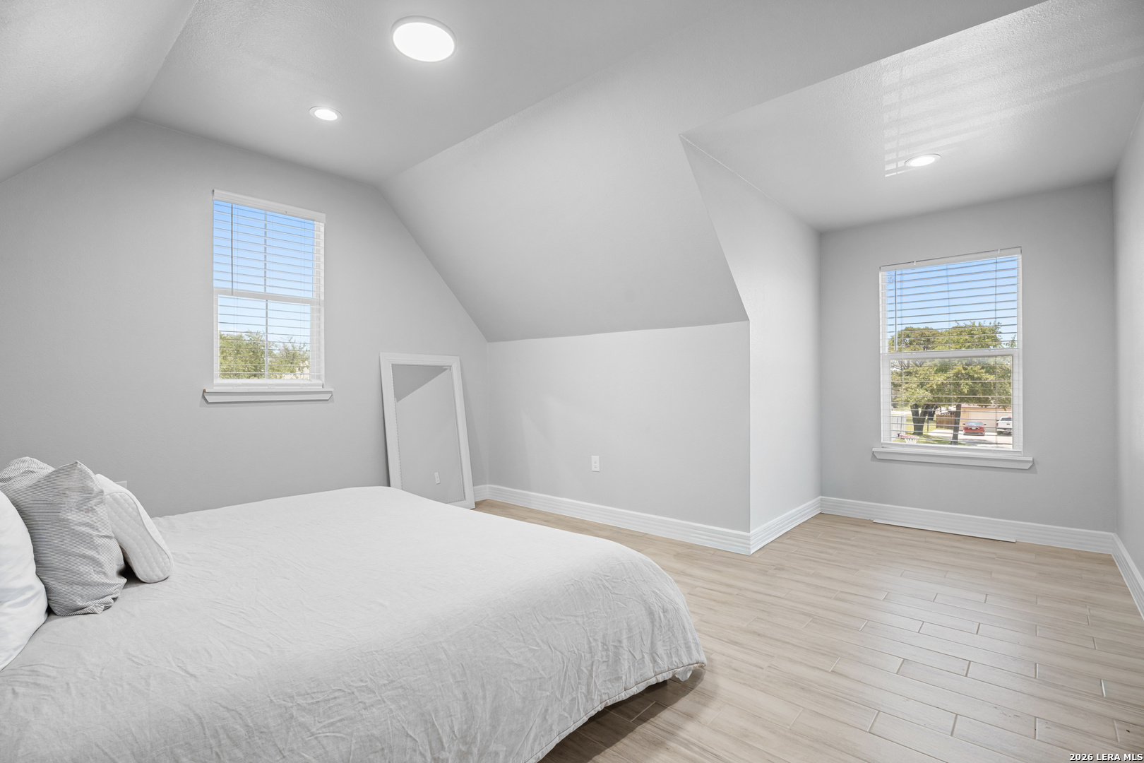 240 Eaglerock Poteet TX 78065