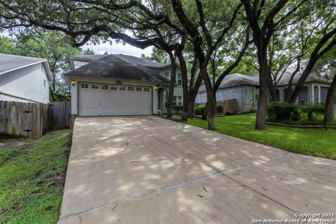 4818 Legend Well Drive San Antonio TX 78247