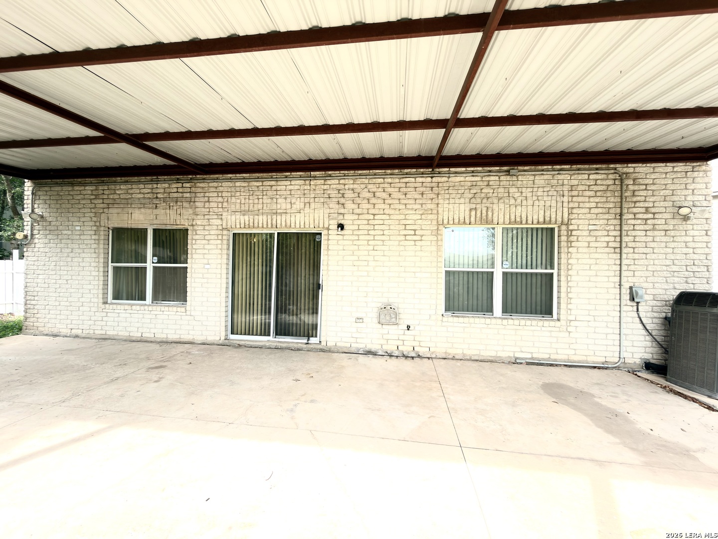 5526 Burton Farm San Antonio TX 78244