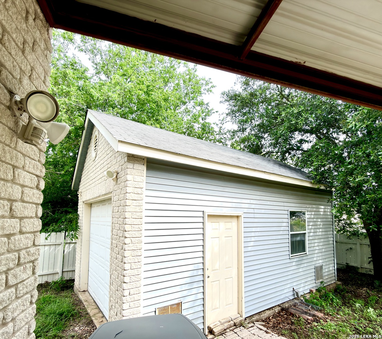 5526 Burton Farm San Antonio TX 78244