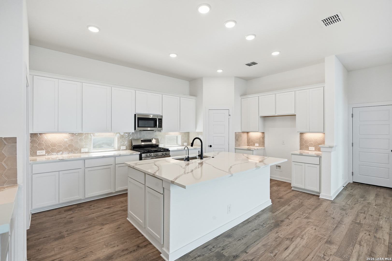 9414 Chatside Schertz TX 78154