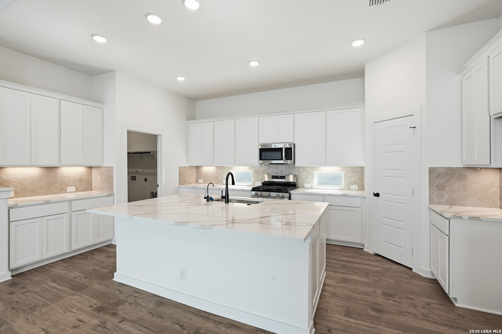 9414 Chatside Schertz TX 78154