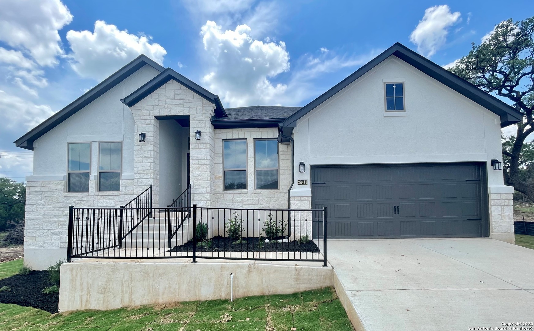 28411 Seppenfield San Antonio TX 78260