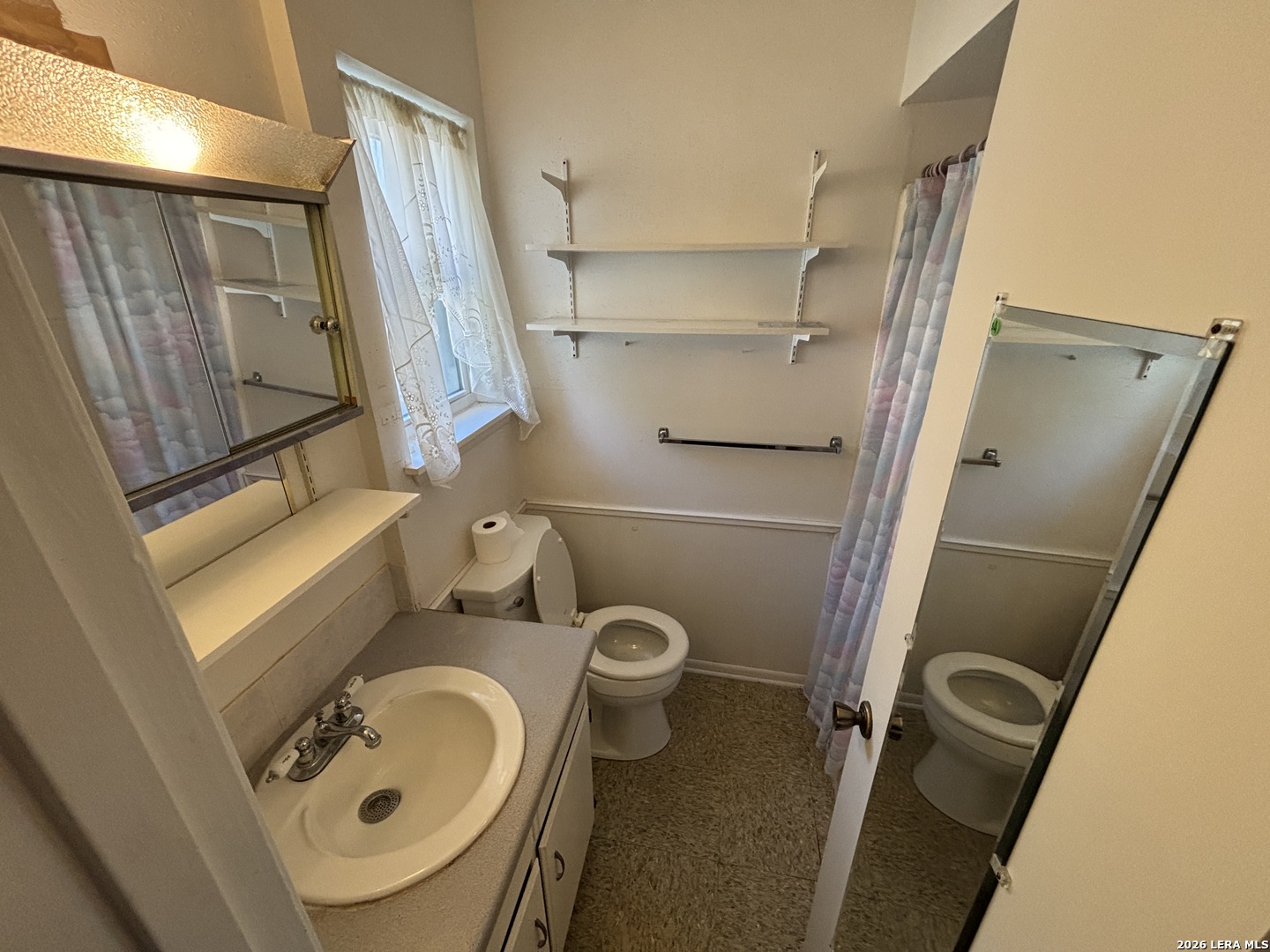 7514 Valley Oak Street Live Oak TX 78233