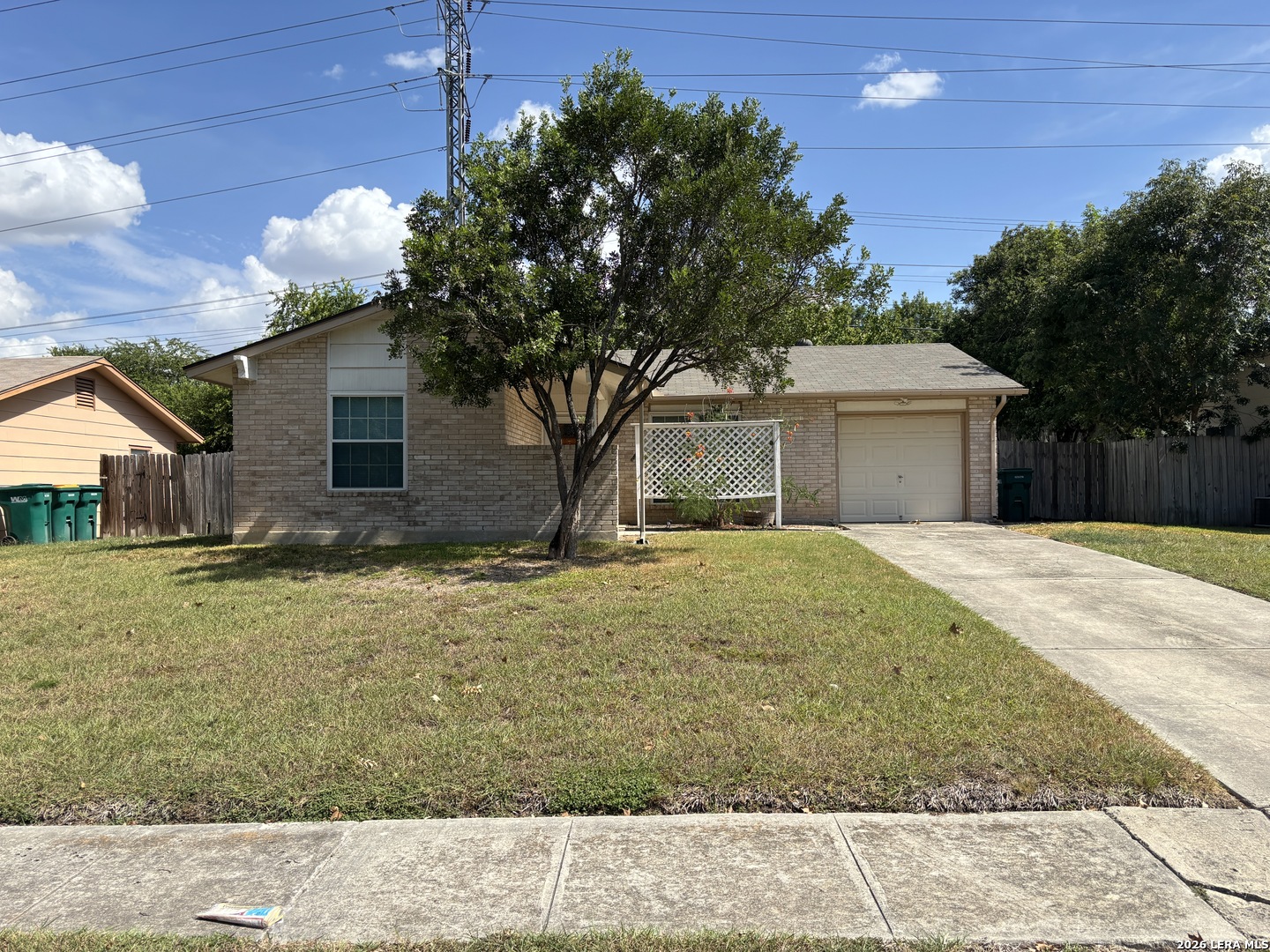 7514 Valley Oak Street Live Oak TX 78233