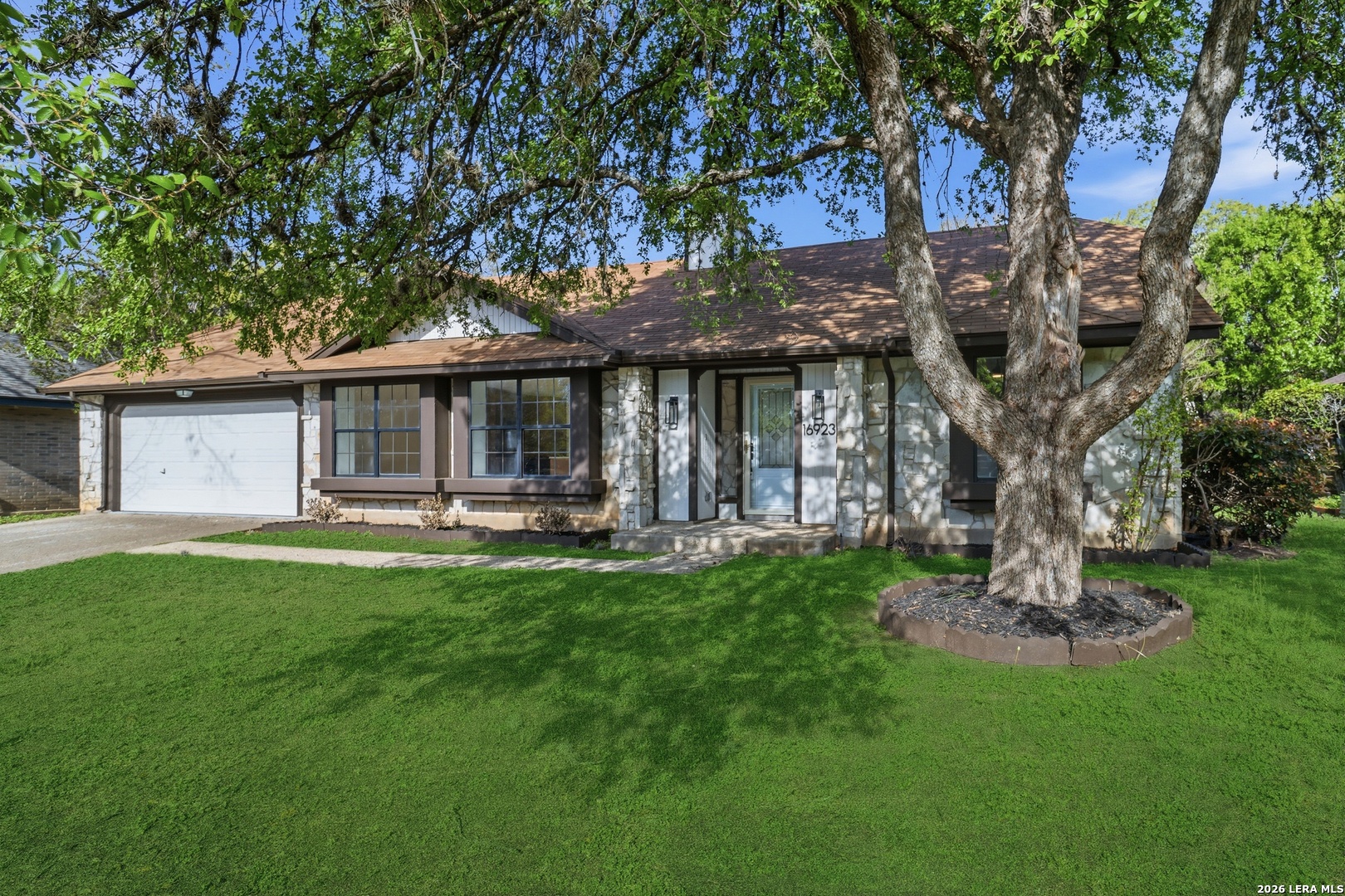 16923 Hidden Timber Wood San Antonio TX 78248
