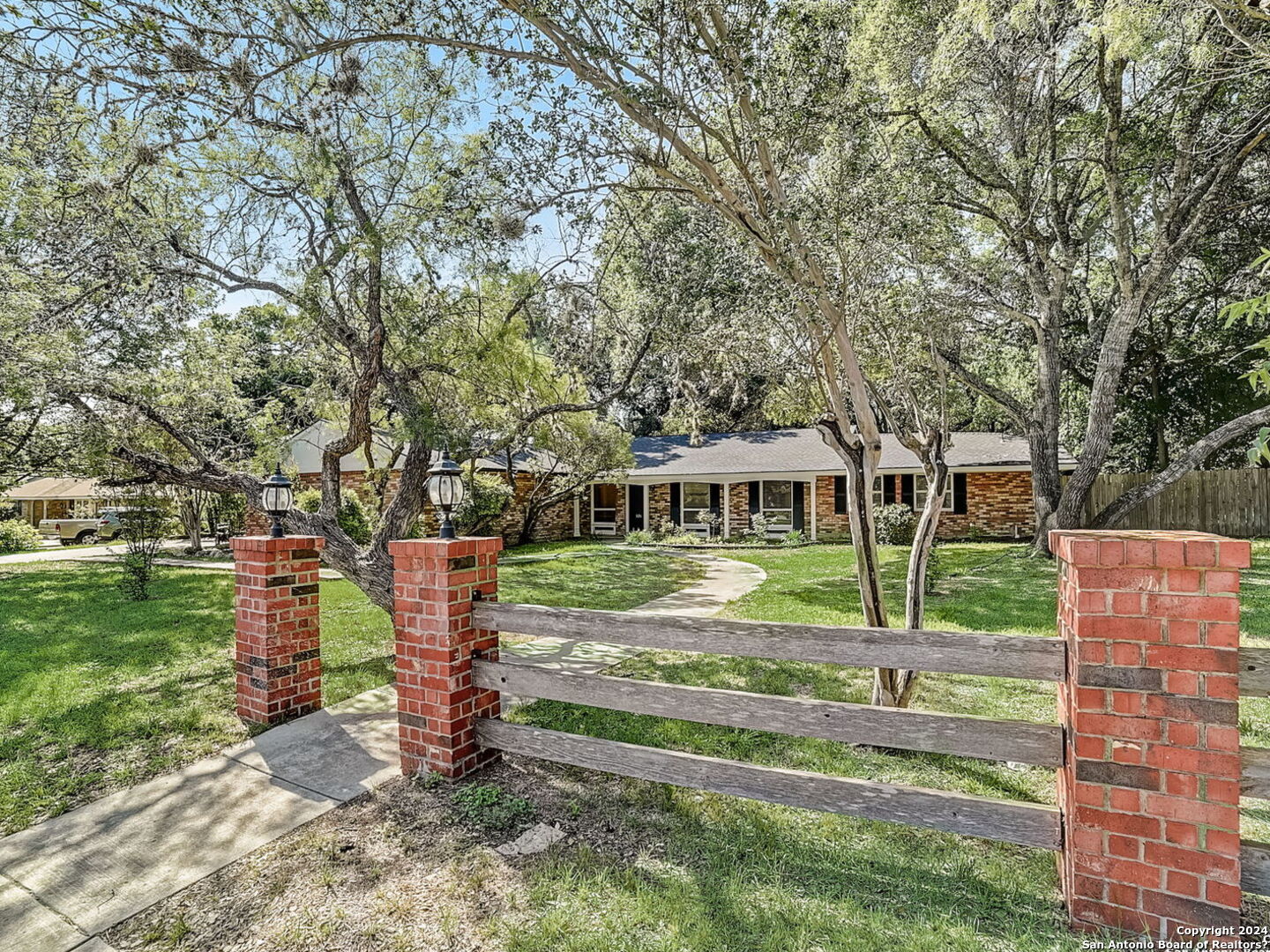 826 Patricia San Antonio TX 78216