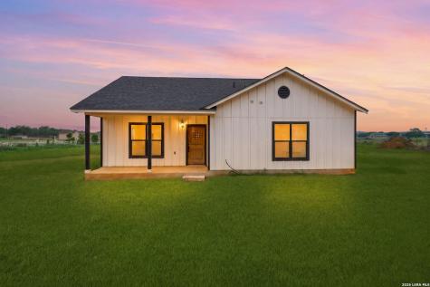 20922 Kinney Road Somerset TX 78069