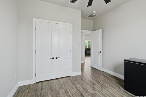 20922 Kinney Road Somerset TX 78069