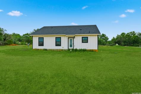 20922 Kinney Road Somerset TX 78069