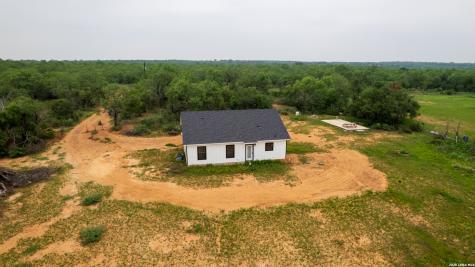 20922 Kinney Road Somerset TX 78069