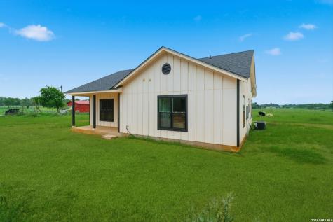 20922 Kinney Road Somerset TX 78069