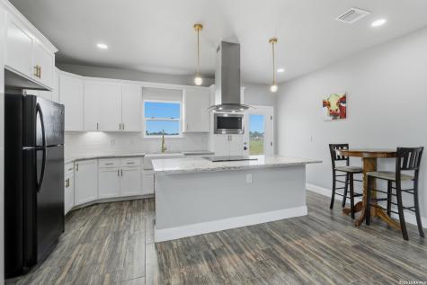 20922 Kinney Road Somerset TX 78069