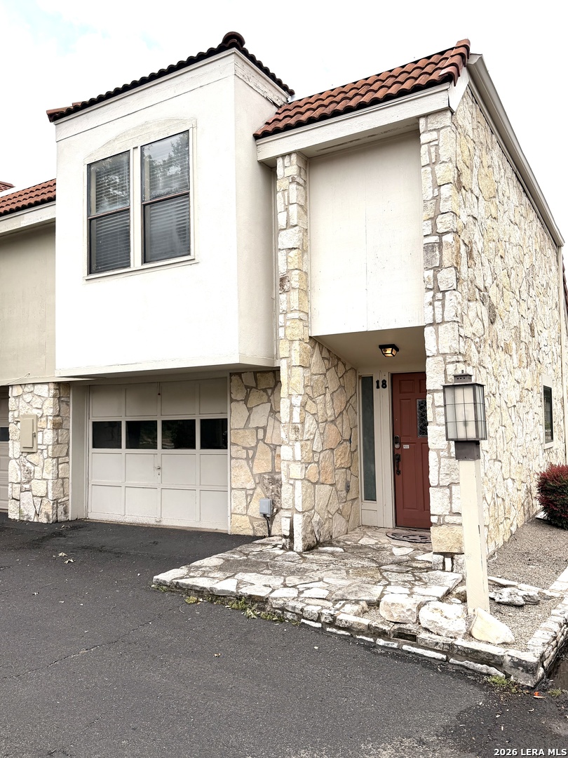 200 Free Rein #18 Horseshoe Bay TX 78657