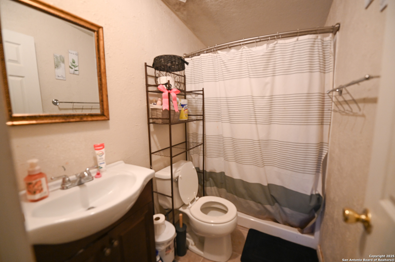 42 Mobile Road Cotulla TX 78014
