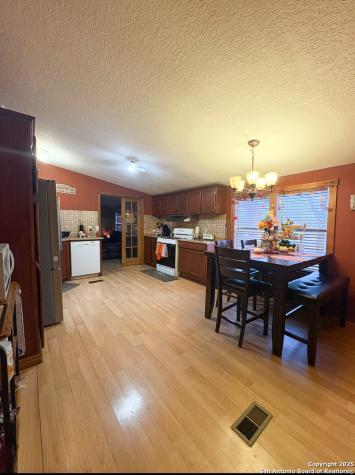 42 Mobile Road Cotulla TX 78014