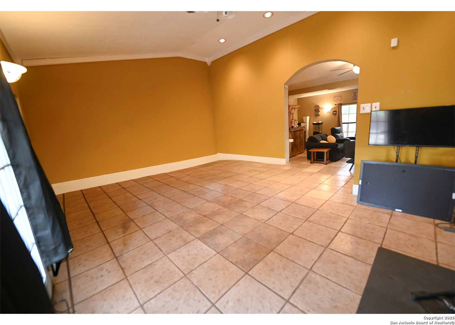 42 Mobile Road Cotulla TX 78014